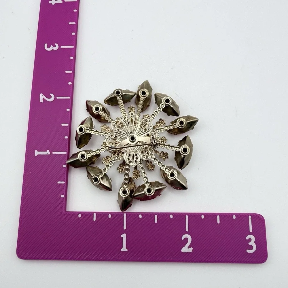 Vintage Brooch Red Pink Magenta Marquise Rhinestone Starburst Filigree Pin 2.5